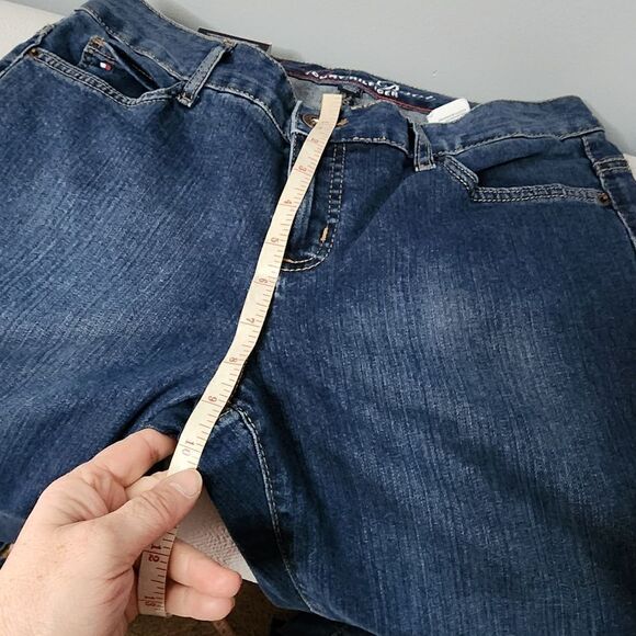 Tommy Hilfiger Freedom Boot Cut Jeans Mid Rise Womens Size 10 R Stretch - Picture 8 of 11